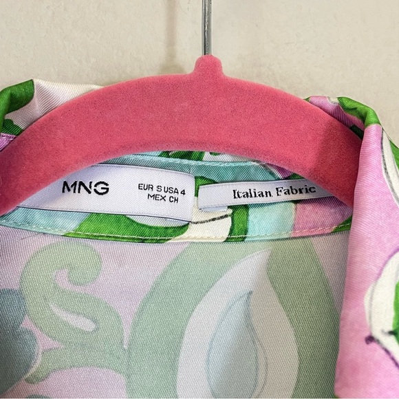 MANGO Italian Fabric Floral Satin Relaxed Button Up Shirt Green Size 4 - Picture 3 of 13